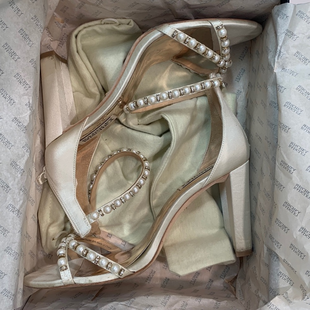 Badgley Mischka Shoes